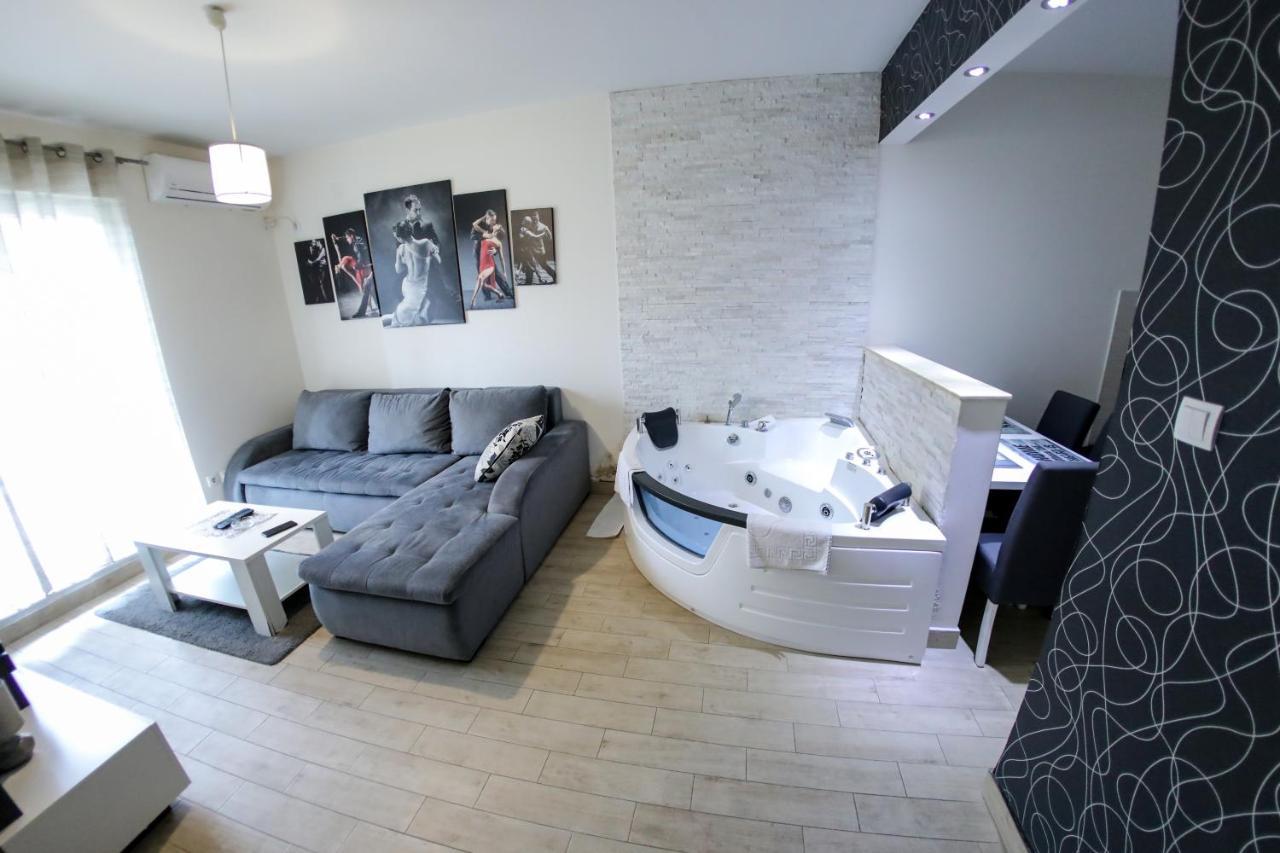 Nirvana Spa Center Belgrade Extérieur photo