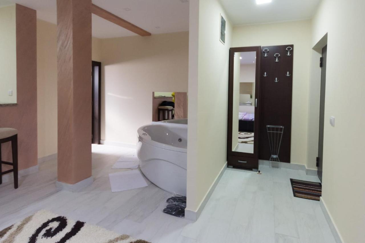 Nirvana Spa Center Belgrade Extérieur photo