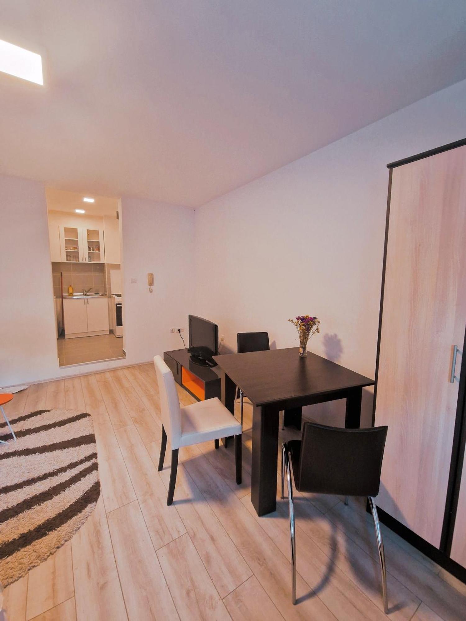 Nirvana Spa Center Belgrade Extérieur photo